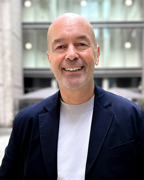 Ulrich Theves